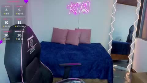 Malory  online show from 10.15.25