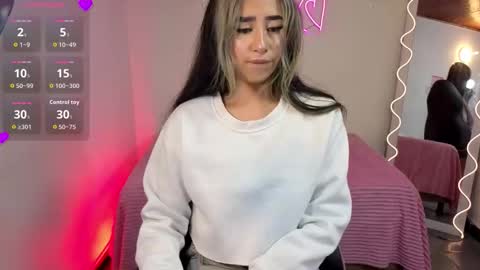 Malory  online show from 11.02.25