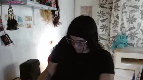 Snapshot of malorymorgantt chatting on 12.21.25 MI INSTAGRAM soy glory01 online show from 12.21.25