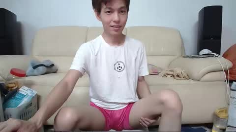 Snapshot of mamagaga19 chatting on 05.30.26 Andrew Ooi online show from 05.30.26
