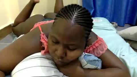 mamasita2023 online show from 11.11.25