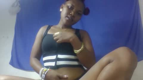 Snapshot of mamieriela chatting on 02.01.26 mamieriela online show from 02.01.26