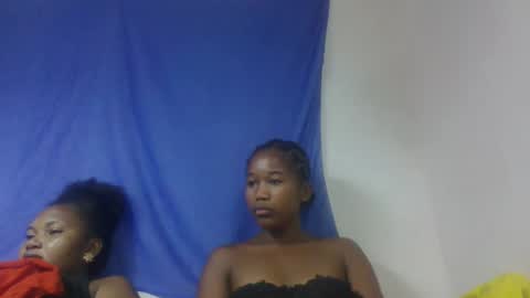 Snapshot of mamieriela chatting on 02.01.26 mamieriela online show from 02.01.26