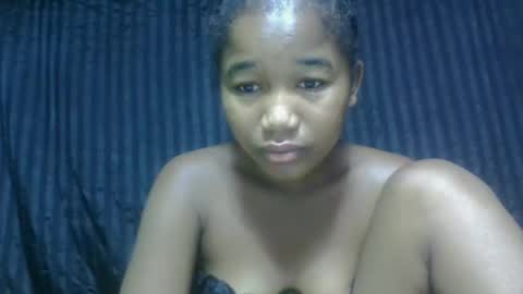 Snapshot of mamieriela chatting on 02.05.26 mamieriela online show from 02.05.26