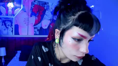 Snapshot of mamushka_ chatting on 12.03.25 online show from 12.03.25