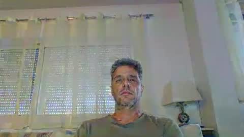 Snapshot of man211172 chatting on 09.21.25 man211172 online show from 09.21.25
