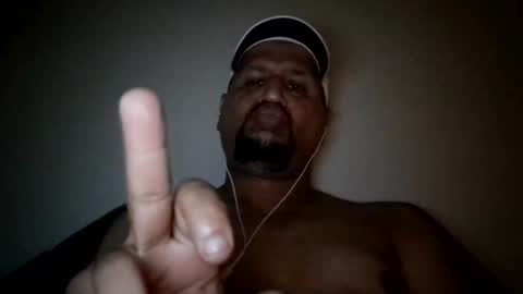 Snapshot of man_new chatting on 01.19.25 Man new online show from 01.19.25