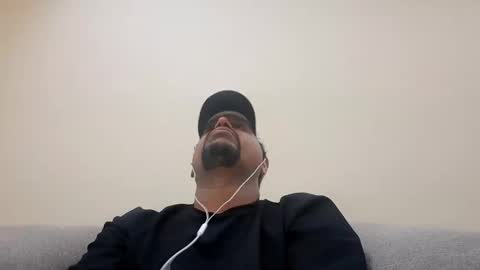 Snapshot of man_new chatting on 11.09.25 Man new online show from 11.09.25