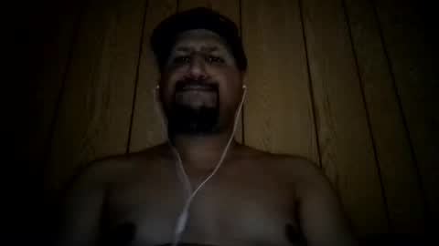 Snapshot of man_new chatting on 11.26.25 Man new online show from 11.26.25