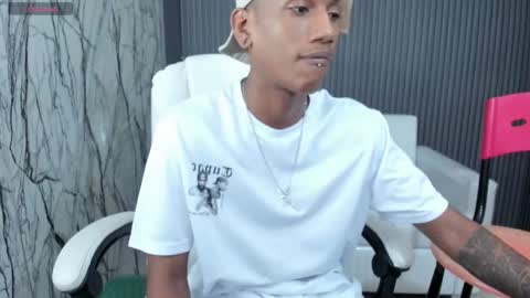 man_san11 online show from 11.10.25