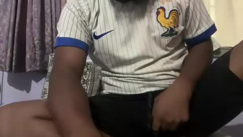 Snapshot of mananmathew95 chatting on 07.06.26 mananmathew95 online show from 07.06.26
