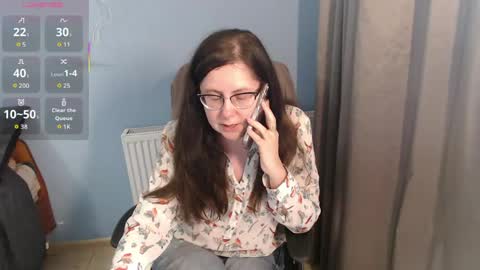 Snapshot of mandarinka28 chatting on 05.05.26 mandarinka28 online show from 05.05.26
