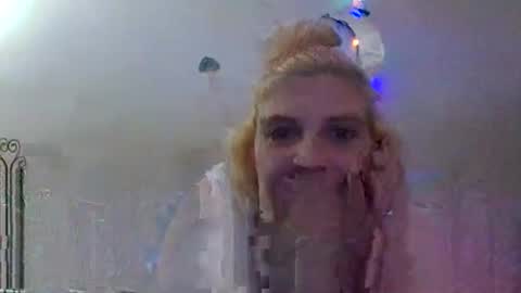 mindy22 online show from 01.27.25