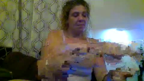 Snapshot of mandilube39 chatting on 06.11.26 mindy22 online show from 06.11.26