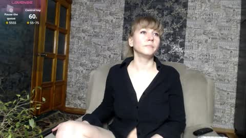 Snapshot of mandy_foxxx chatting on 02.13.26 Mandy online show from 02.13.26