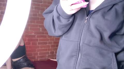 Mandy online show from 03.30.26