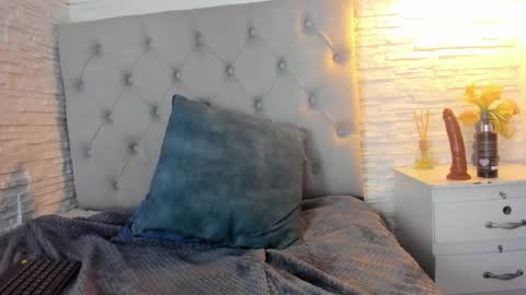 Snapshot of mandyminx66 chatting on 12.03.24 Mandy Val online show from 12.03.24