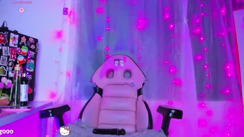 Manguito online show from 04.10.26