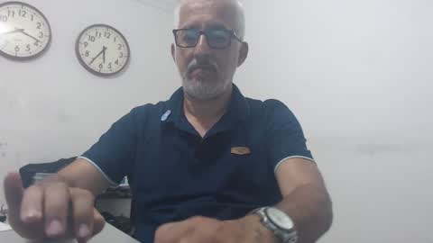Snapshot of manolito1024 chatting on 02.23.25 Manolito online show from 02.23.25