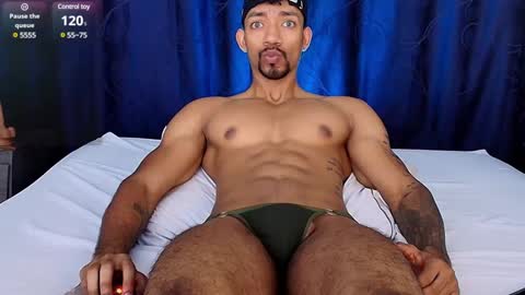 Snapshot of manolo_hot1 chatting on 02.28.25 Manolo Hot 1 online show from 02.28.25