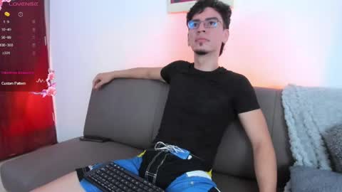 manu online show from 04.06.26