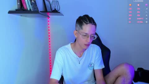 Manuel online show from 01.11.25