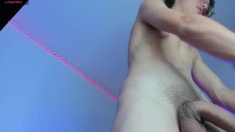 Manuel online show from 02.10.25