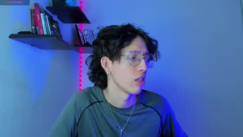 Manuel online show from 02.15.25