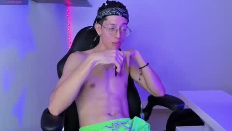 Manuel online show from 03.10.25