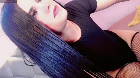 Snapshot of manuela_kingsley chatting on 12.26.24 Manuela Kingsley online show from 12.26.24