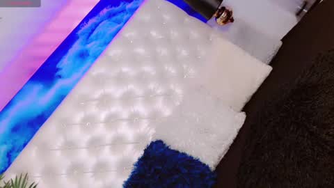 Snapshot of manuela_kingsley chatting on 02.28.25 Manuela Kingsley online show from 02.28.25