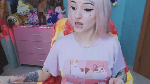 Manuela online show from 11.03.25