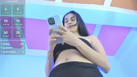 Manuela online show from 05.18.26