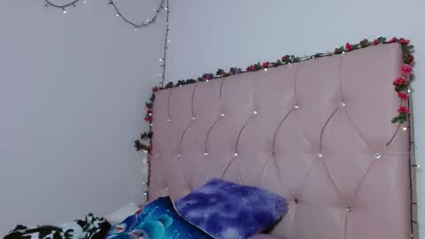 Manu  online show from 12.15.25