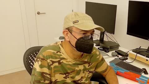 manup1977 online show from 11.04.25