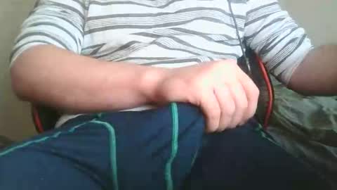 Snapshot of manwithsausage98 chatting on 05.26.26 manwithsausage98 online show from 05.26.26