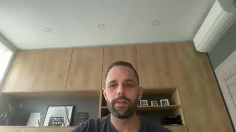 manynaaamess online show from 10.24.25