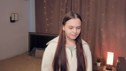 Snapshot of maoserbus chatting on 11.05.25 Glowworm online show from 11.05.25