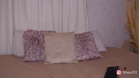 Snapshot of maquiii chatting on 12.17.24 Maquii online show from 12.17.24