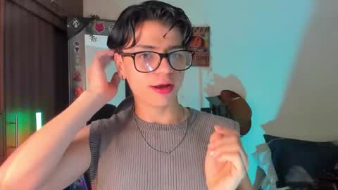 mar_alexis online show from 12.19.25