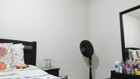 Snapshot of mara2020xxx69 chatting on 01.28.25 Mara online show from 01.28.25
