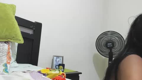 Snapshot of mara2020xxx69 chatting on 02.11.25 Mara online show from 02.11.25