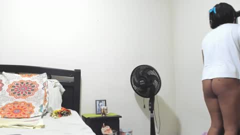 Snapshot of mara2020xxx69 chatting on 02.27.25 Mara online show from 02.27.25