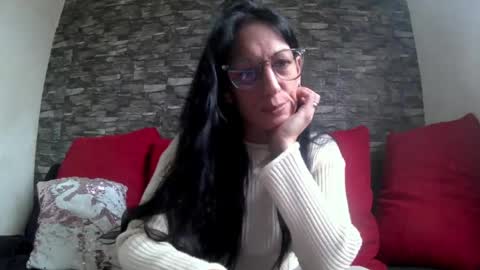 Snapshot of mara_david chatting on 05.28.26 coshitaxxx online show from 05.28.26