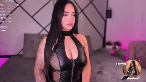 Snapshot of mara_martinez chatting on 09.13.25 online show from 09.13.25