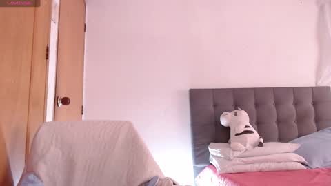 Snapshot of maraa_lee chatting on 12.22.24 maraa_lee online show from 12.22.24