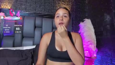 maraa_rivera online show from 10.26.25