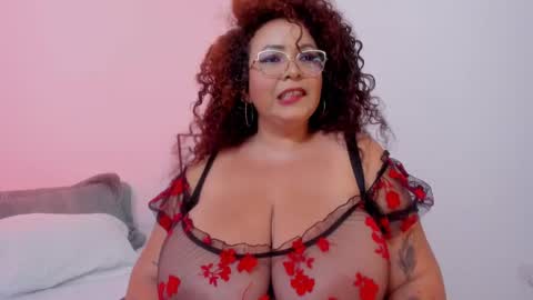 Mrs. Sweet online show from 10.02.25
