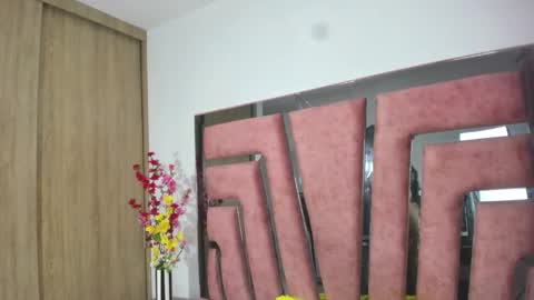 Marakarly online show from 12.23.25