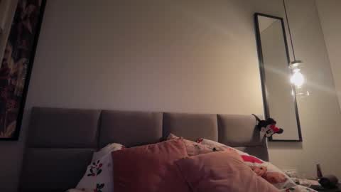 Marakuia online show from 12.20.25